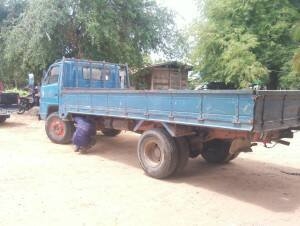 ***ขายแล้วครับขอบคุณ Truck2hand ขาย6ล้อช่วงยาว ISUZU 115 NPR59PU5M "แก้มเหลือง"ห้างแท้ปี37 เครื่องเดิมเกียร์เดิม 4BD1 115 ฝาดำ เครื่องแน่นดี แรงดี ไม่เยิ้ม เกียร์สั้นแท้ ช่วงล่างคานหน้าเดิม Fหลัง คัสซีสวยเดิมไม่ปะไม่ดาม กระบะคาร์โก้พื้นไม้ ยาว5. ***ขายแล้วครับขอบคุณ Truck2hand ขาย6ล้อช่วงยาว ISUZU 115 NPR59PU5M "แก้มเหลือง"ห้างแท้ปี37 เครื่องเดิมเกียร์เดิม 4BD1 115 ฝาดำ เครื่องแน่นดี แรงดี ไม่เยิ้ม เกียร์สั้นแท้ ช่วงล่างคานหน้าเดิม Fหลัง คัสซีสวยเดิมไม่ปะไม่ดาม กระบะคาร์โก้พื้นไม้ ยาว5.