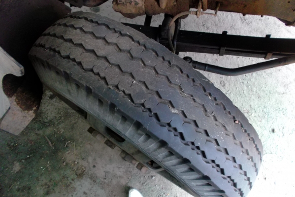 ขายรถ6ล้อNPRเครือง120แรงปี40หัวครั้ชซีเครืองต้องช้อมยาว5ม