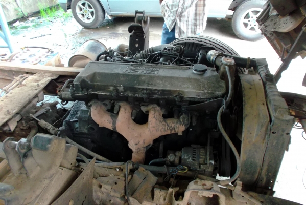 ขายรถ6ล้อNPRเครือง120แรงปี40หัวครั้ชซีเครืองต้องช้อมยาว5ม