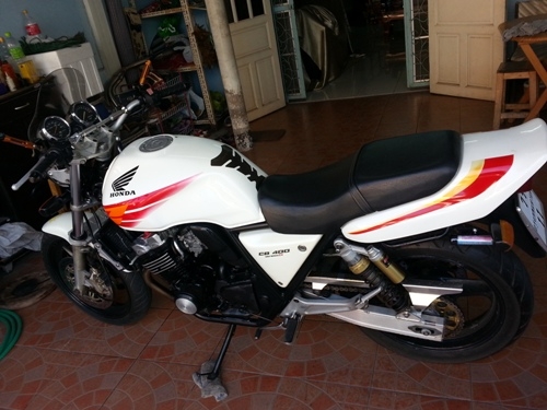 ขาย cb 400 ปี 1997 ทะเบียนแท้ สมอ.เลข