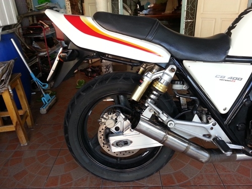 ขาย cb 400 ปี 1997 ทะเบียนแท้ สมอ.เลข