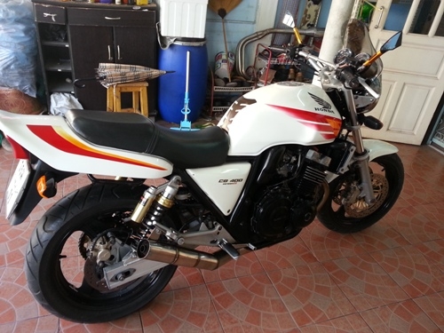 ขาย cb 400 ปี 1997 ทะเบียนแท้ สมอ.เลข