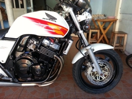 ขาย cb 400 ปี 1997 ทะเบียนแท้ สมอ.เลข