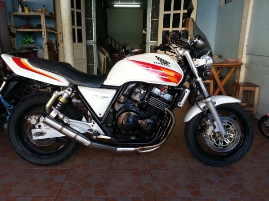 ขาย cb 400 ปี 1997 ทะเบียนแท้ สมอ.เลข