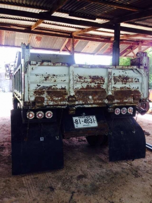 **790,000 บ.ต่อรอง**ขาย6ล้อดั้มดิน HINO GD176 วางเครื่อง WO6E 165แรง เครื่องแน่นดี แรงดีไม่เยิ้ม เกียร์ดีไม่หลุด ช่วงล่างFหน้า-หลัง คัสซีสวยไม่ปะไม่ดาม กระบะดั้มเหล็ก5ตัน 3.70ม.ยิงหน้า สภาพดี พื้นดีข้างสวยไม่ผุ หัวเก๋งสวยภายในสวยคอนโซลครบ พ.พาวเวอร์ แอร์