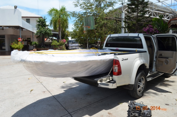 ขายเรือ 2 ชั้นไฟเบอร์กล้าสยาว 10 ฟุต 4 นิ้ว หนัก 60 โล. ขายเรือ 2 ชั้นไฟเบอร์กล้าสยาว 10 ฟุต 4 นิ้ว หนัก 60 โล.