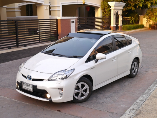TOYOTA PRIUS- รถสภาพดี เช็คศูนย์ตลอด
