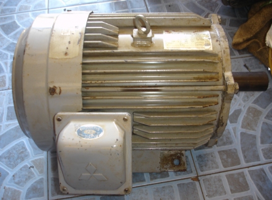 ขายมอเตอร์mitsubishi  7.5hp ไฟ 3 สาย 380v 2900 รอบ