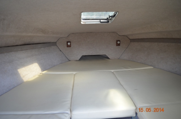 21 ft. Cavalier by Chris Craft cuddy cabin 230 hp Mercury Engine I/O