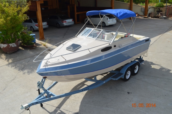 21 ft. Cavalier by Chris Craft cuddy cabin 230 hp Mercury Engine I/O