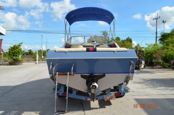 21 ft. Cavalier by Chris Craft cuddy cabin 230 hp Mercury Engine I/O