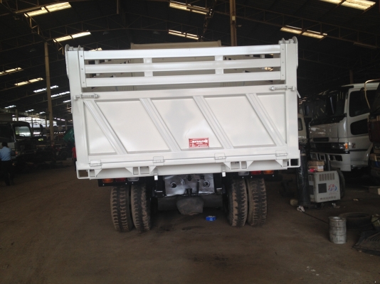 ขาย10 ล้อ HINO MEGA 2 เพลาดั้มพ์ เครื่อง P11C 320 แรงม้ากระบะ ยาว 6.0 เมตร กว้าง 2.50 เมตร สูง 1.50 เมตรสภาพเหมือนใหม่ป้ายแดง