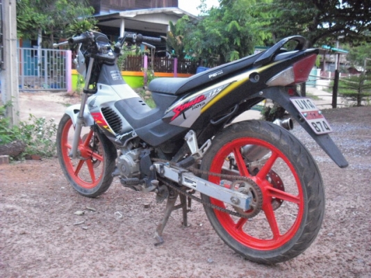 ขายHonda Sonic125 เครื่องดีรถเดิมพร้อมใช้มีเล่มพร้อมชุดโอนราคา10,900 บาท