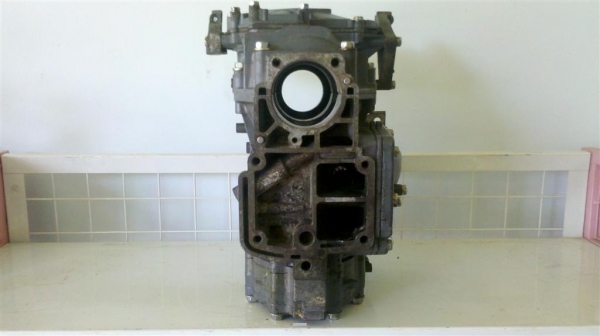 ขายเสื้อสูบ ยามาฮ่า 30แรงม้า 2สูบ หัวมน สภาพดี