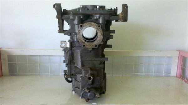 ขายเสื้อสูบ ยามาฮ่า 30แรงม้า 2สูบ หัวมน สภาพดี