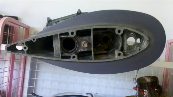 ท่อนหางพร้อมแคร้งน้ำมันเครื่อง ัamaha 30/40hp 4stroke