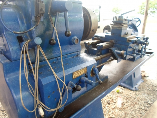 แท่นกลึง 7 ฟุต รุ่นหนัก 2 เพลา เกียร์บล็ออก กลึงเกลียวได้ พร้อมใช้ไฟบ้าน 60,000