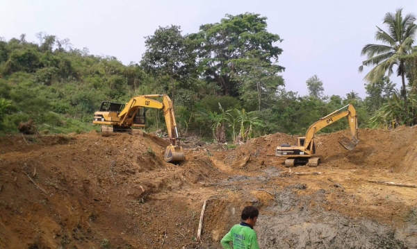 รถขุด CAT 320 V1 รถสวย ช่วงล่างสวยเต็มร้อย