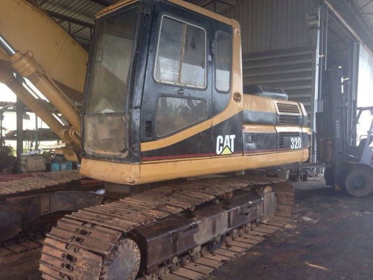 รถขุด CAT 320 V1 รถสวย ช่วงล่างสวยเต็มร้อย