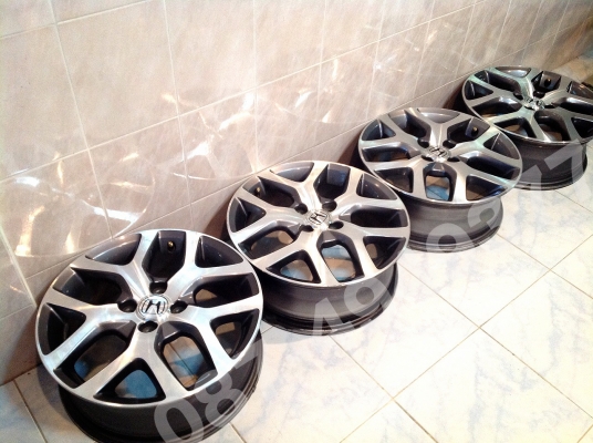 ขายล้อแม็กติดรถ Honda City ขอบ16  4รู100 (ลายเขากวาง) จำนวน 1 ชุด 4 วง เดิมๆ ไม่เคยทำสี ไม่มีแตก ไม่มีร้าว