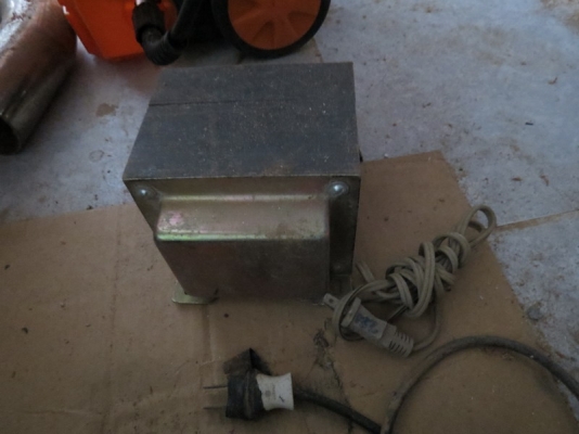 ขายหม้อแปลงไฟ 110 made in USA