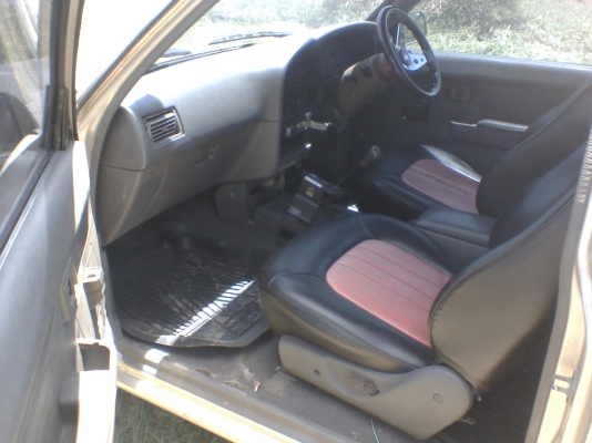 ราคานี้วันนี้เท่านั้น 4/6/57รถอยู่อยุธยาบางปะหัน เครื่องดี ช่วงล่างดี พ.เพาเวอร์ แอร์เย็น กระจกไฟฟ้า