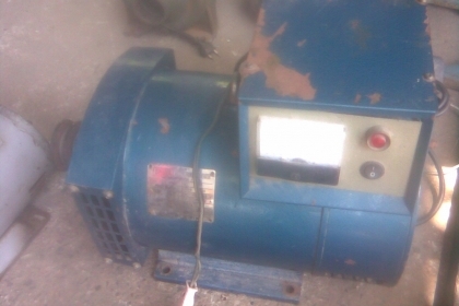 ไดปั่นไฟ 3 กิโลวัตต์สภาพสวยๆครับตัวนี้ไฟแรงครับ ขนาด 3 โลครับพร้อมใช้ครับราคานี้คุ้มมากครับ ไดปั่นไฟ 3 กิโลวัตต์สภาพสวยๆครับตัวนี้ไฟแรงครับ ขนาด 3 โลครับพร้อมใช้ครับราคานี้คุ้มมากครับ