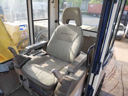 รถขุดดิน PC120-5-41373 คอนโทรลสั้น อาร์มยาว สภาพสวย เดินทางจากญี่ปุ่นมาถึง C.S. หลักสี่ แล้ว  โทร 081-373-0559