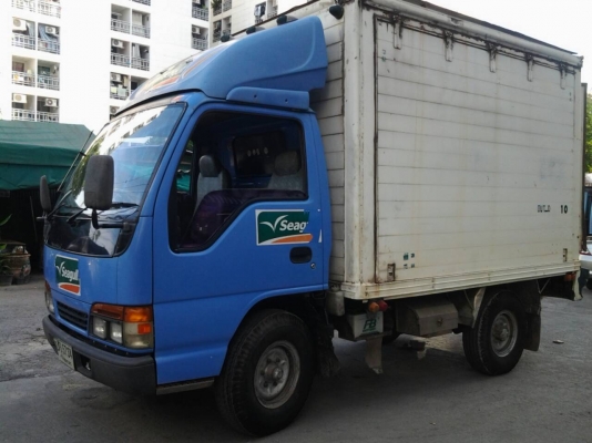 ขาย รถบรรทุก 4 ล้อ ISUZU NKR ปี46 รถพร้อมใช้งาน