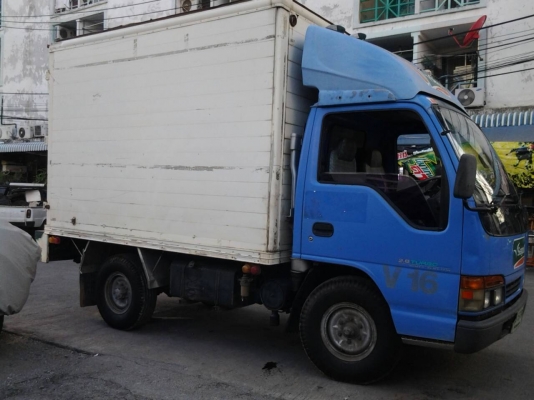 ขาย รถบรรทุก 4 ล้อ ISUZU NKR ปี46 รถพร้อมใช้งาน