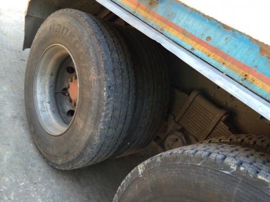 ขายฮีโนรถล่อง1เพลา2คานหน้าแม่ยาว7.50 ม ลูกยาว 7ม