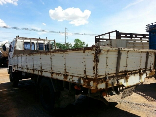 ขายISUZU ร็อกกี้175แรง ยาว5.50เมตร เครื่องดี แคชซีสวย เอกสารพร้อมโอน