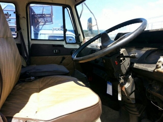 ขายISUZU ร็อกกี้175แรง ยาว5.50เมตร เครื่องดี แคชซีสวย เอกสารพร้อมโอน