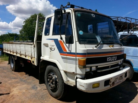 ขายISUZU ร็อกกี้175แรง ยาว5.50เมตร เครื่องดี แคชซีสวย เอกสารพร้อมโอน