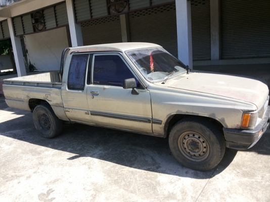 รถกระบะโตโยต้า ฮีโร่  รุ่น Extra Cab