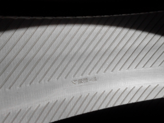 225/50R17 YOKOHAMA ADVANCE db มีชุด 4 เส้น โทร.081-427-3941 225/50R17 YOKOHAMA ADVANCE db มีชุด 4 เส้น โทร.081-427-3941