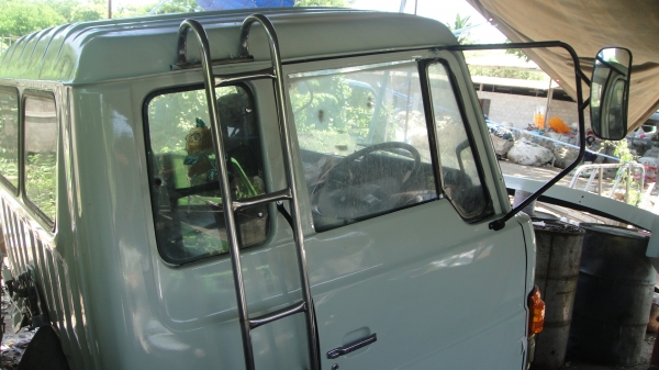 หัว10ล้อ HINO F18 สีใหม่ เบาะใหม่ ผ้าหลังคาใหม่ สวย ถูก