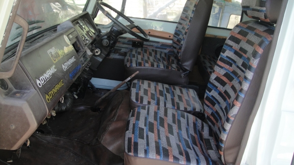 หัว10ล้อ HINO F18 สีใหม่ เบาะใหม่ ผ้าหลังคาใหม่ สวย ถูก