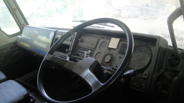 หัว10ล้อ HINO F18 สีใหม่ เบาะใหม่ ผ้าหลังคาใหม่ สวย ถูก