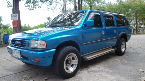 ISUZU STATION WAGON 2.5 ปี1994 ราคาถูกๆๆ