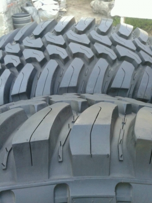 ขาย ยาง Mud33พร้อมล้อหยดน้ำJAPAN ขาย ยาง Mud33พร้อมล้อหยดน้ำJAPAN