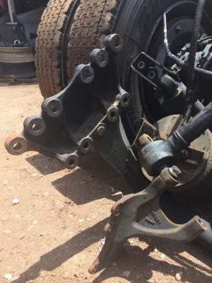 ขายแท่นเพลา 6 ล้อ HINO profia ถอดจากรถนำเข้าจากญี่ปุ่น