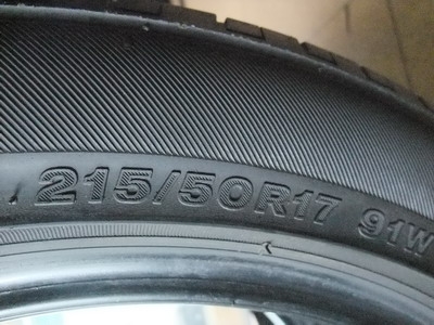 ยาง Bridgestone 215/50/17 ปี 11
