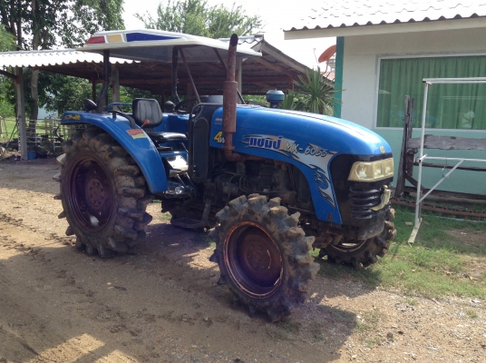 ขายครับ รถไถ 60 แรงม้า