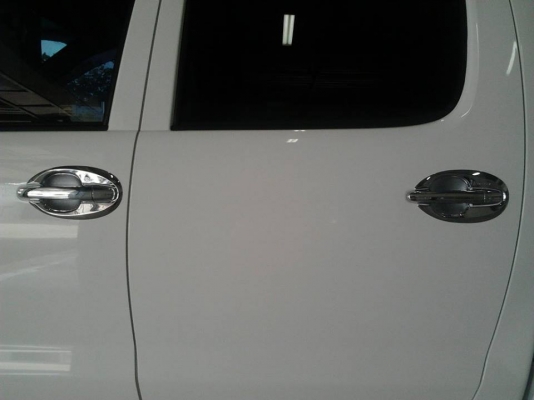 ขายชุดโครเมี่ยมคลอบมือเปิดประตู รถโตโยต้าวีโก้ ใส่ใด้ทั้ง รถแค็บ และ รถ4ประตู มี2คู่ คู่ล่ะ500 ไม่รวมส่งคับ ขายชุดโครเมี่ยมคลอบมือเปิดประตู รถโตโยต้าวีโก้ ใส่ใด้ทั้ง รถแค็บ และ รถ4ประตู มี2คู่ คู่ล่ะ500 ไม่รวมส่งคับ