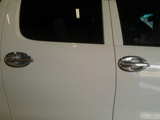 ขายชุดโครเมี่ยมคลอบมือเปิดประตู รถโตโยต้าวีโก้ ใส่ใด้ทั้ง รถแค็บ และ รถ4ประตู มี2คู่ คู่ล่ะ500 ไม่รวมส่งคับ ขายชุดโครเมี่ยมคลอบมือเปิดประตู รถโตโยต้าวีโก้ ใส่ใด้ทั้ง รถแค็บ และ รถ4ประตู มี2คู่ คู่ล่ะ500 ไม่รวมส่งคับ