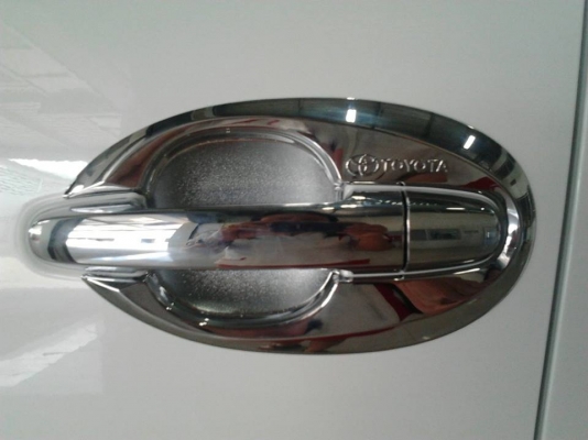 ขายชุดโครเมี่ยมคลอบมือเปิดประตู รถโตโยต้าวีโก้ ใส่ใด้ทั้ง รถแค็บ และ รถ4ประตู มี2คู่ คู่ล่ะ500 ไม่รวมส่งคับ ขายชุดโครเมี่ยมคลอบมือเปิดประตู รถโตโยต้าวีโก้ ใส่ใด้ทั้ง รถแค็บ และ รถ4ประตู มี2คู่ คู่ล่ะ500 ไม่รวมส่งคับ