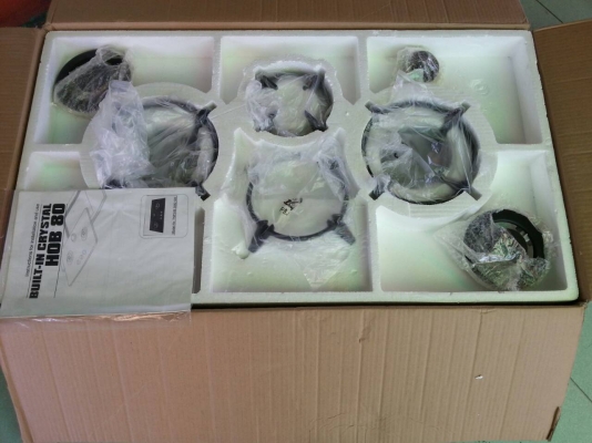 ขายเตาฝังแก๊สยี่ห้อTECNOPLUSแบบ3หัวเตาฐานเตาเป็นกระจกนิรภัยทนความร้อนสูงหรูสวยงามมากๆขายกันราคาไม่แพงครับ