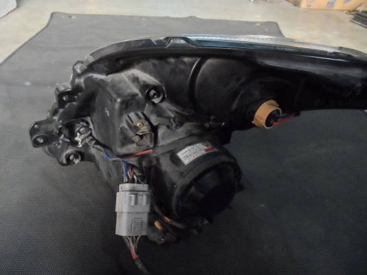 ขาย ไฟหน้า โคมดำ ซีนอน xeno Suzuki Swift ขาย ไฟหน้า โคมดำ ซีนอน xeno Suzuki Swift