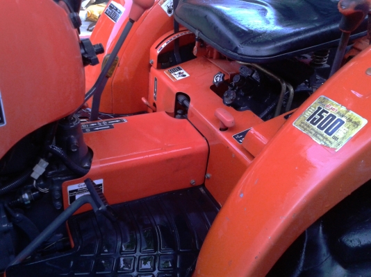 ขายรถไถคูโบต้า KUBOTA L 3608 (4WD) ขนาด 36 แรง ขายรถไถคูโบต้า KUBOTA L 3608 (4WD) ขนาด 36 แรง